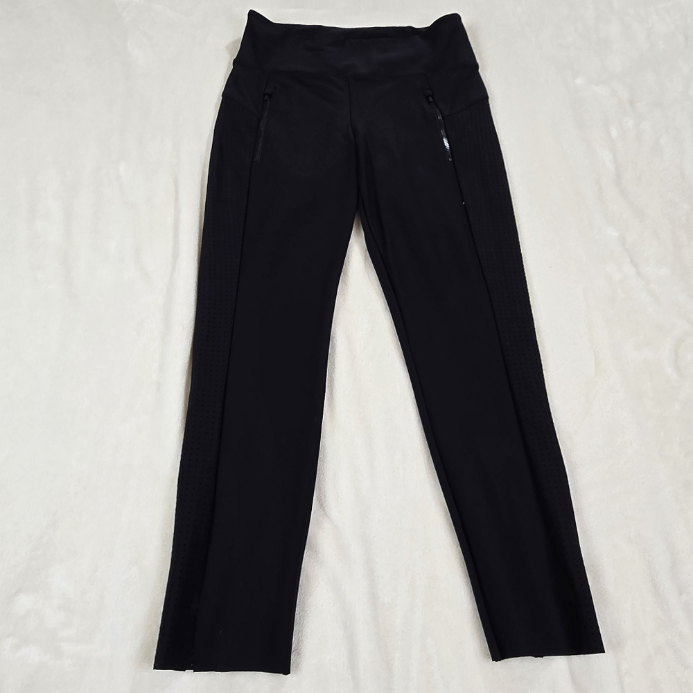 ATHLETA Stellar Tight Leggings Black Travel Pants High Rise Raw Hem Size XS